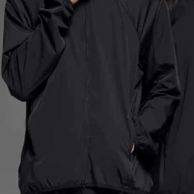 온러닝 파프 바람막이 블랙 판매합니다