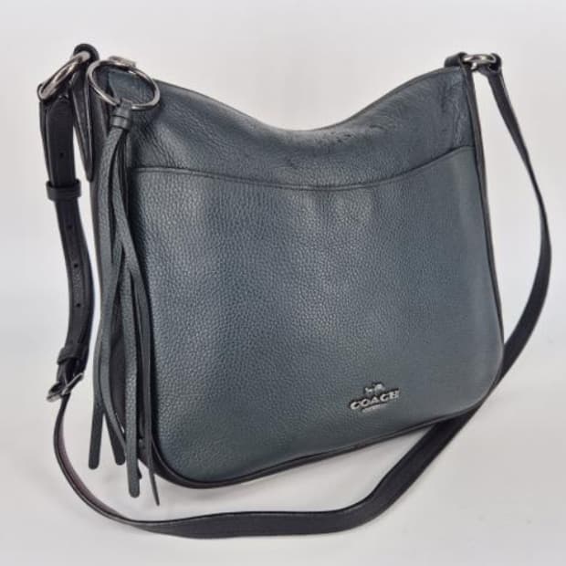 코치 숄더백