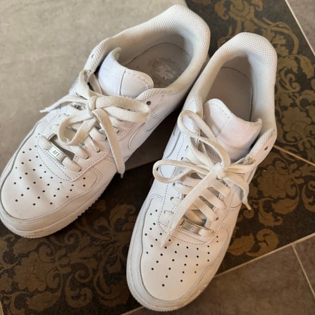 나이키 에어포스1 로우 화이트 270