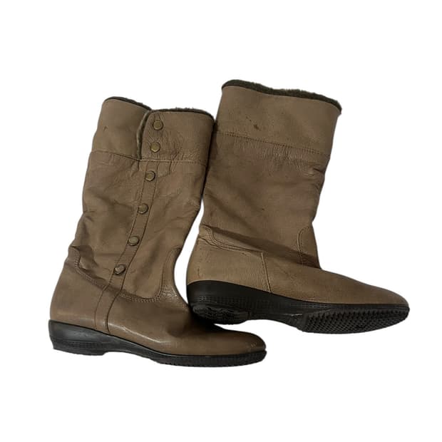 SODA 토프 버튼 디테일 미들부츠 230 