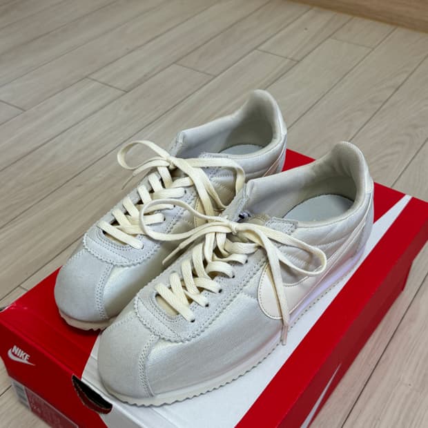 [W270새상품] 나이키 코르테즈 클래식 나일론 포실 fossil