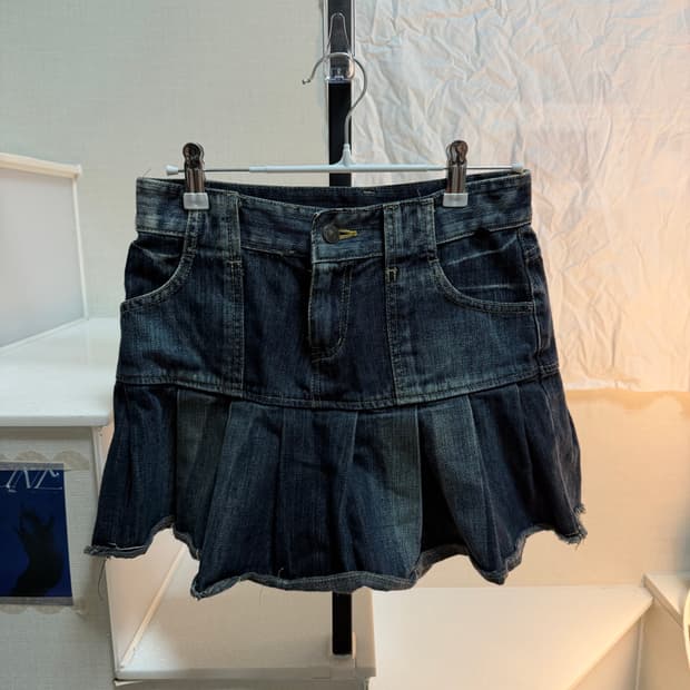 흑청 데님 플리츠 스커트