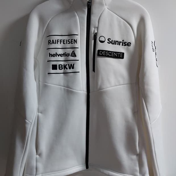 데상트스위스 스키 트레이닝 