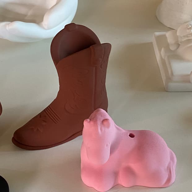 부츠 말 세트 인센스 홀더