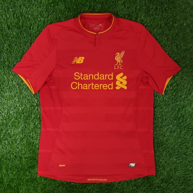 16-17시즌 리버풀 홈 유니폼