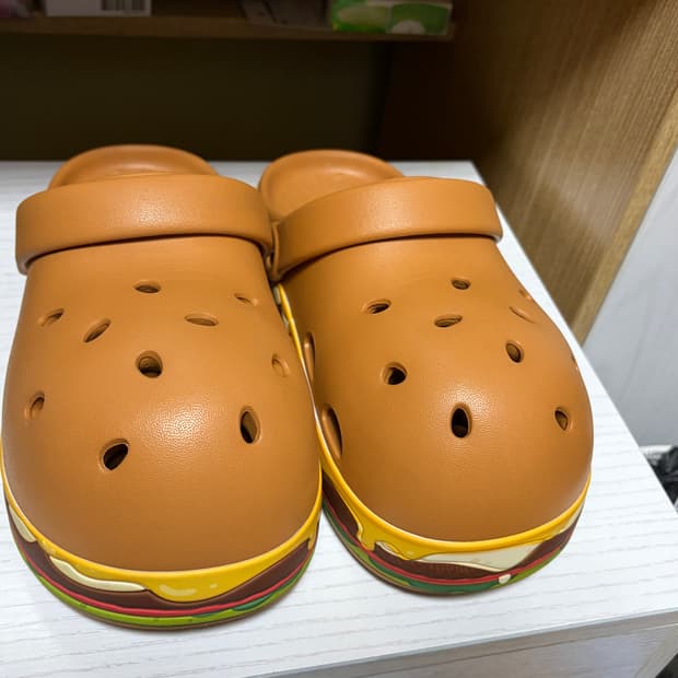 햄버거 크록스 슬리퍼