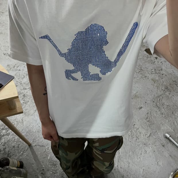 Santastic! 🏏🐒 saru beads tee