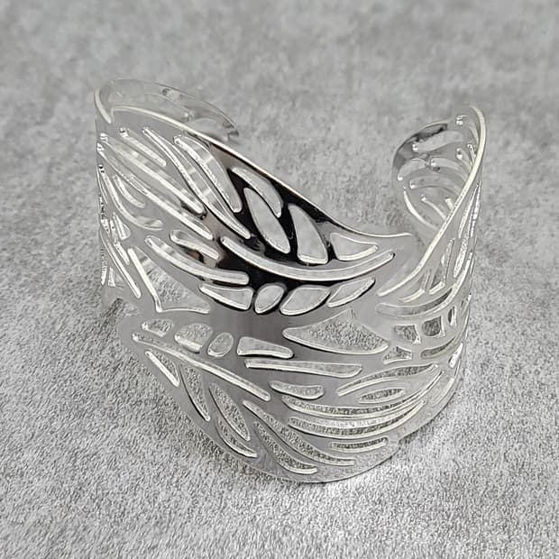wide cuff  bangle