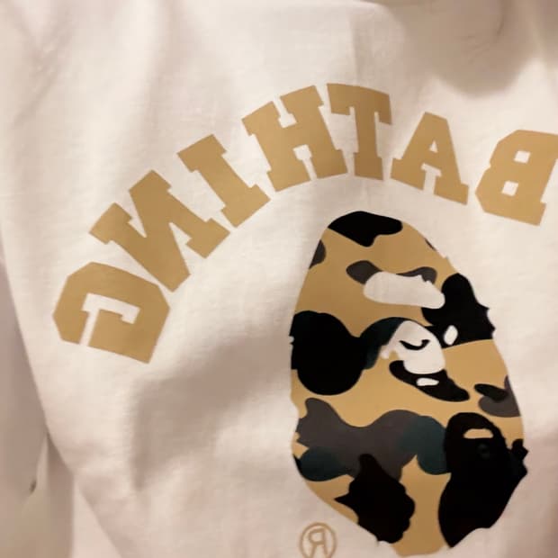 베이프 퍼스트 카모 컬리지 반팔 S 