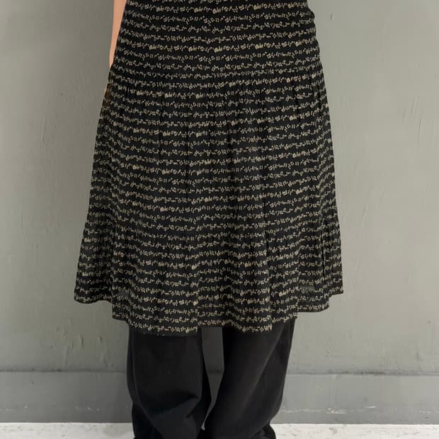 🎵🎶 pattern detail can-can skirt