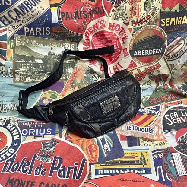 90s 아디다스 제우교역 생산 뱀피 레자 힙색 올드스쿨 미니백 가방