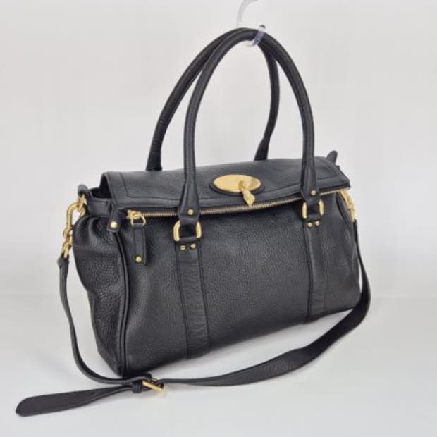 질바이질스튜어트 숄더백