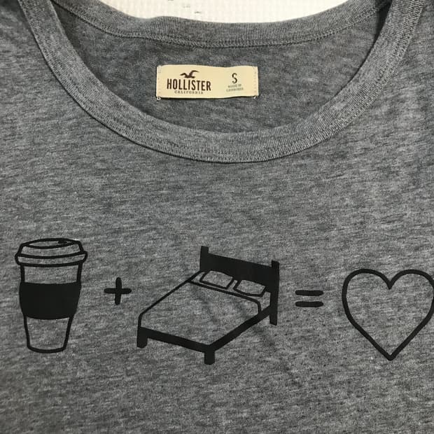 Hollister 빈티지 페인팅 반팔티