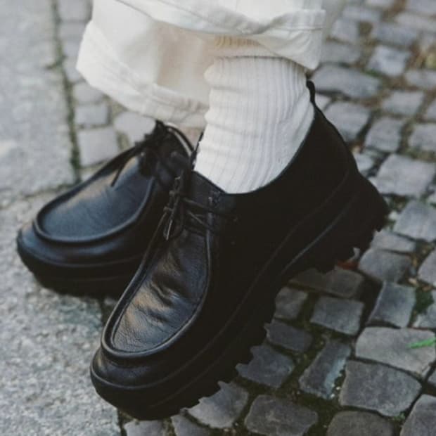 얼바닉 티롤리안 비브람 로퍼 블랙