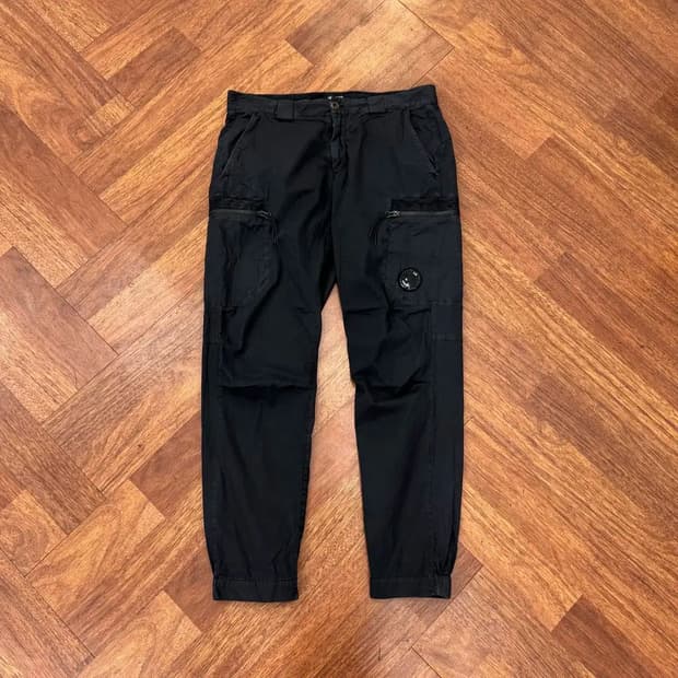 46(32) C.P COMPANY 씨피컴퍼니 포켓 렌즈 팬츠