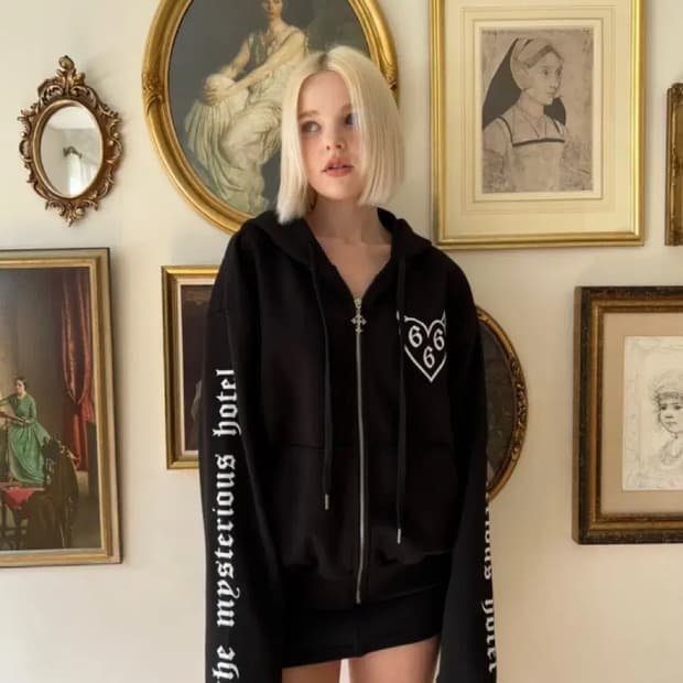 더미스테리어스호텔 데빌 후드 집업