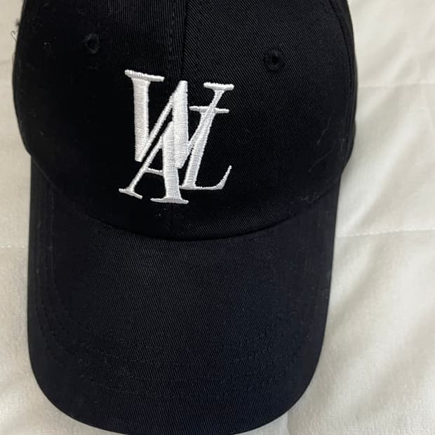 우알롱 시그니처 로고 볼캡-블랙