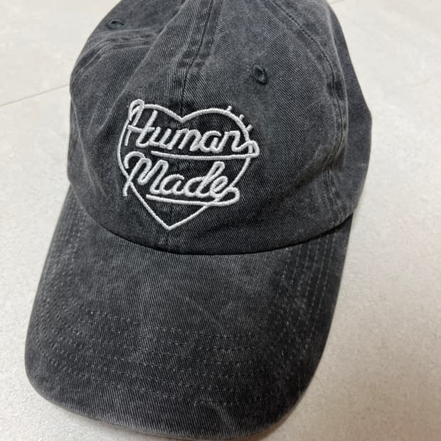 휴먼메이드 볼캡 그레이