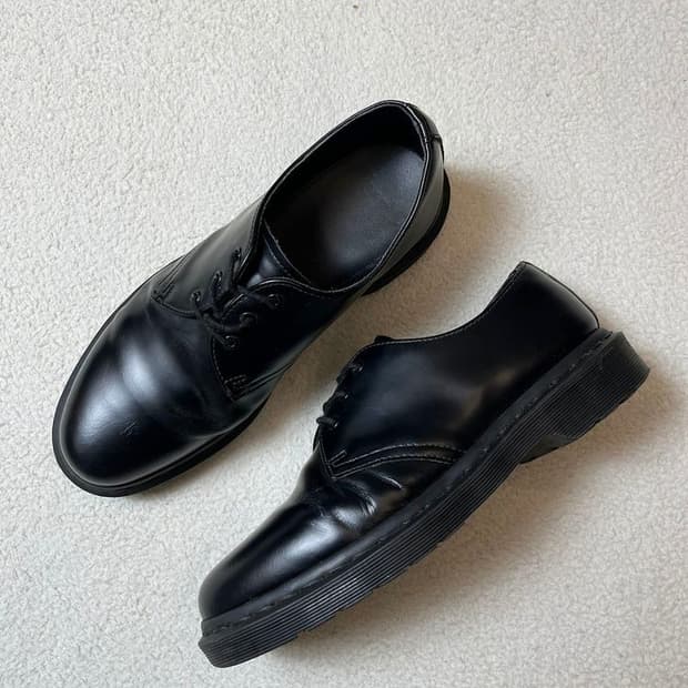 닥터마틴 1461 모노 3홀 더비 슈즈 A1838