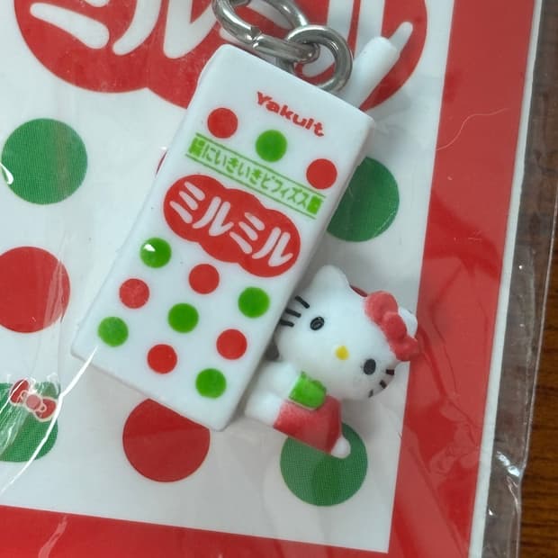 [고전] 야구르트 키티 스트랩