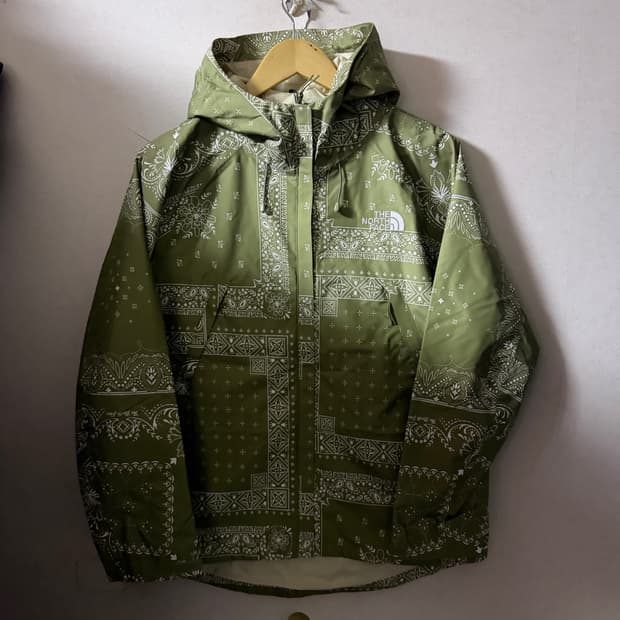 노스페이스 반다나 바람막이 점퍼 95(남성 100정도)