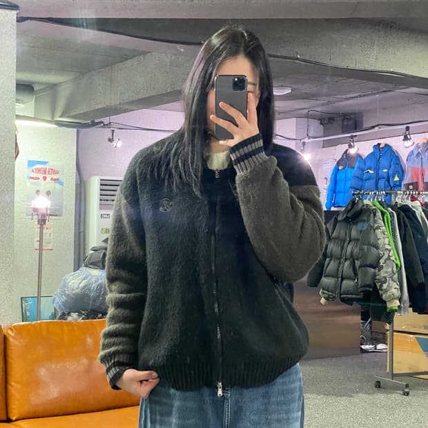 엑스톤즈 투톤 퍼피 투웨이 니트집업 B3522