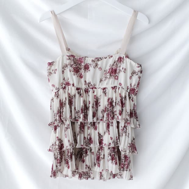 flower pleats sleeveless