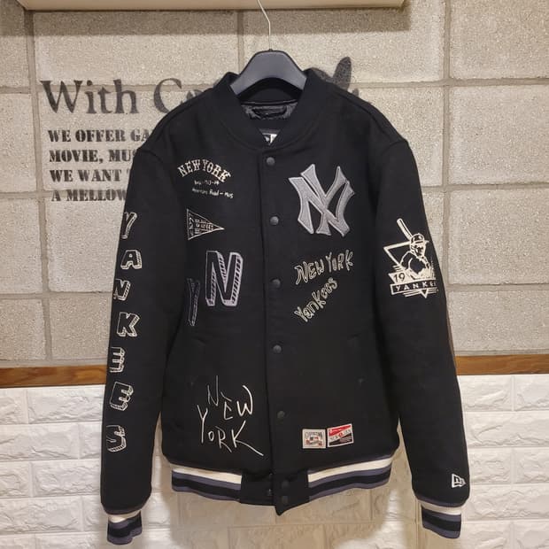 뉴에라 양키즈 바시티자켓 XL 