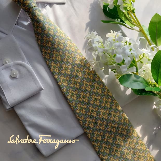 페라가모 실크 레몬 나비 패턴 넥타이 9.2cm A+등급 K1532
