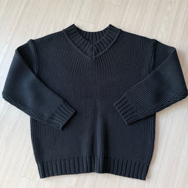 헤비웨이트 오버사이즈 블랙 니트 스웨터