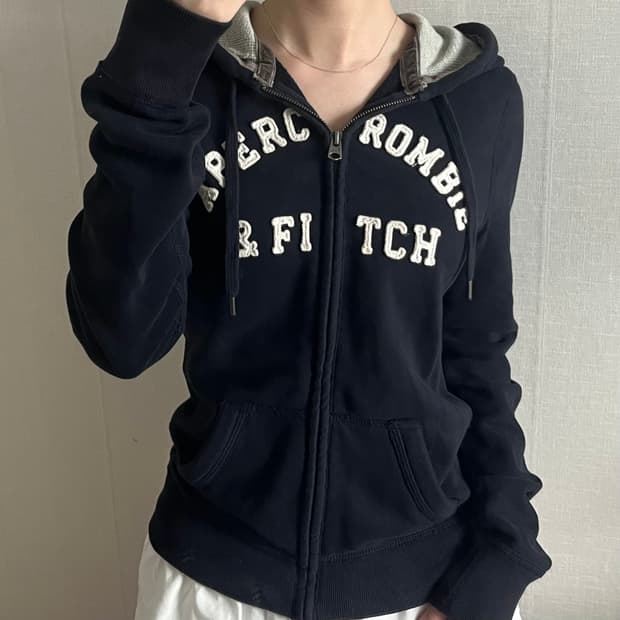 zip up hoodie