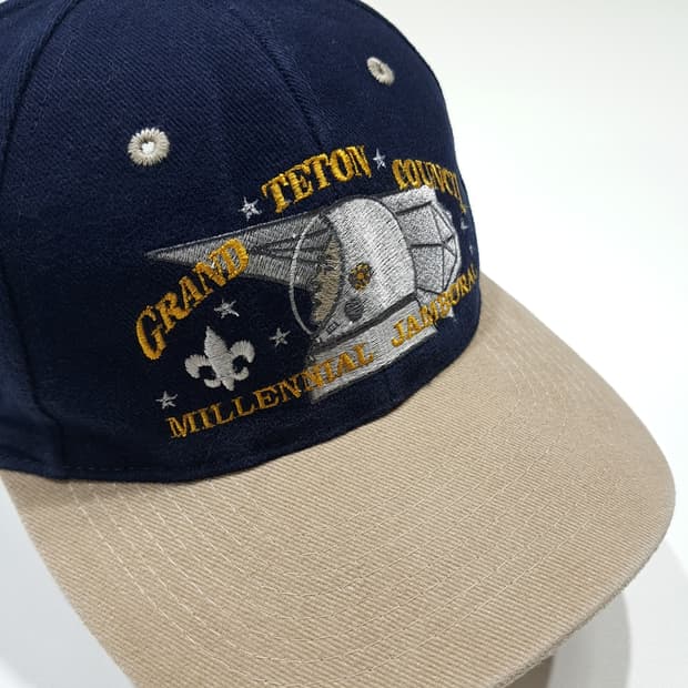 NISSIN 그랜드 티턴 밀레니얼 잼버럴 투톤 볼캡 모자 P2072