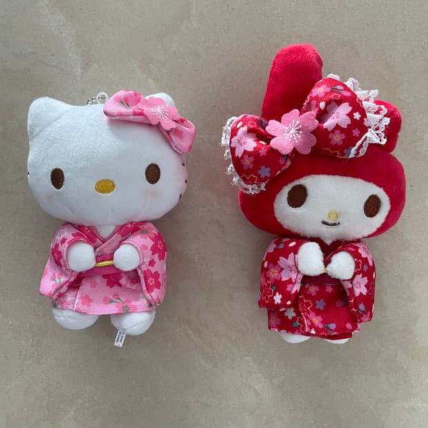 산리오 키티/마멜 인형 키홀더 기모노 에디션