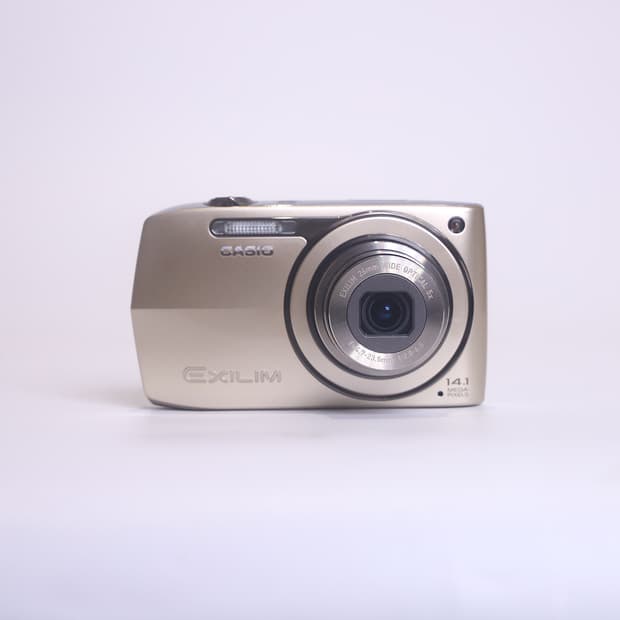 카시오 익슬림 Z2300 골드
