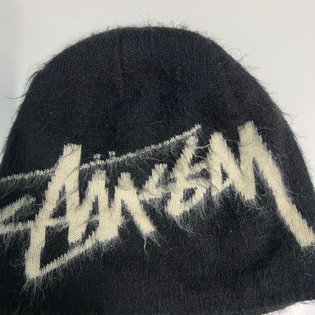 스투시 브러시드 비니