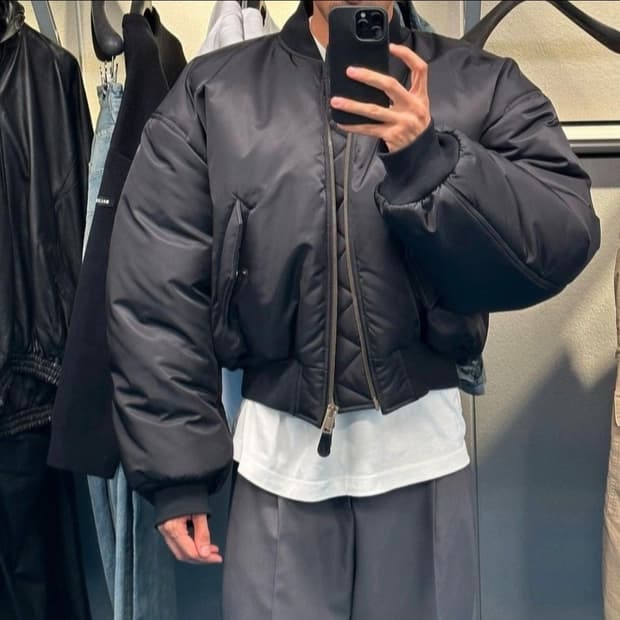 발렌시아가 봄버 자켓 숏패딩 항공점퍼 ma1