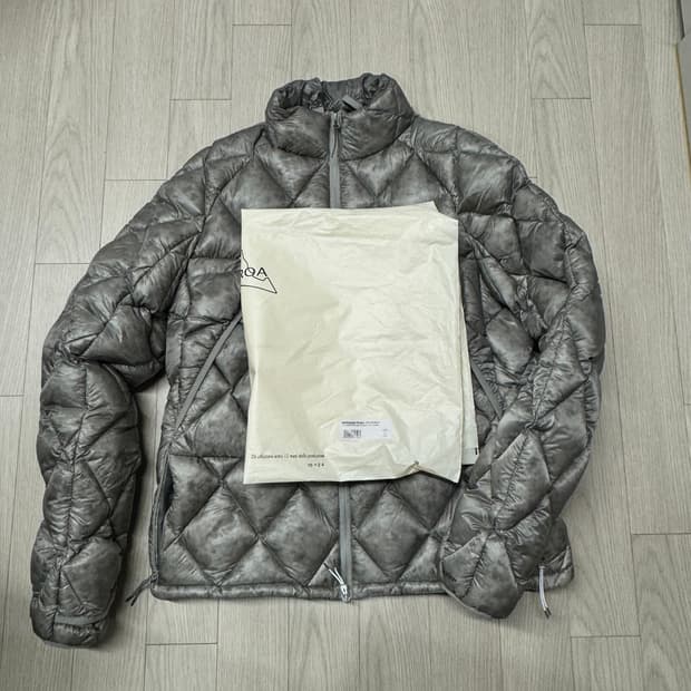 로아 누나 패딩 실버 L 새상품