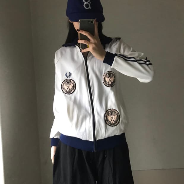 프레드페리 00s 아이보리 트랙탑
