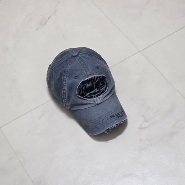 버커루 데미지 빈티지 워싱 볼캡