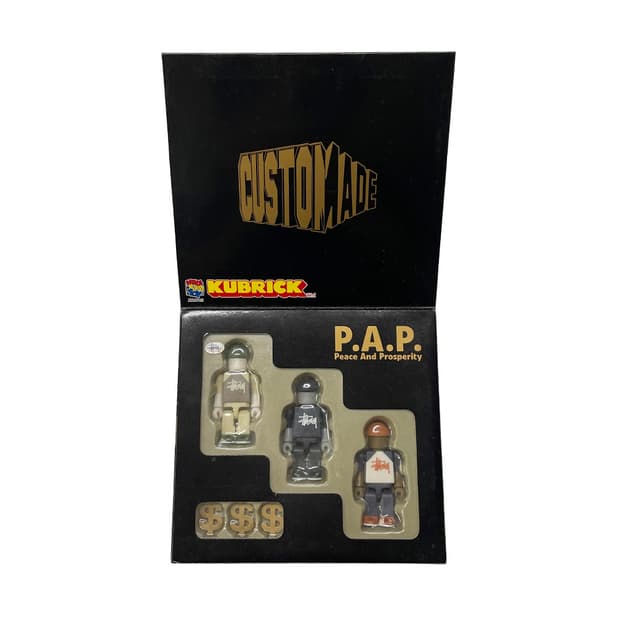 스투시 X 메디콤토이 큐브릭1