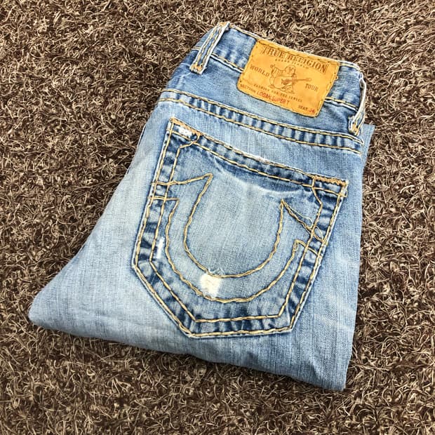 트루릴리전 Logan Super T 디스 워싱 데님 팬츠