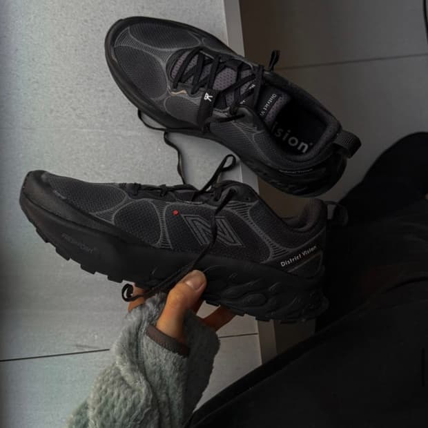 뉴발란스 디스트릭트비전 프레쉬폼 x 이에로 265