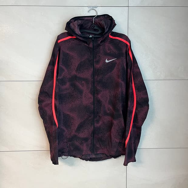 나이키 윈드러너 러닝 후드 바람막이 (L/100)