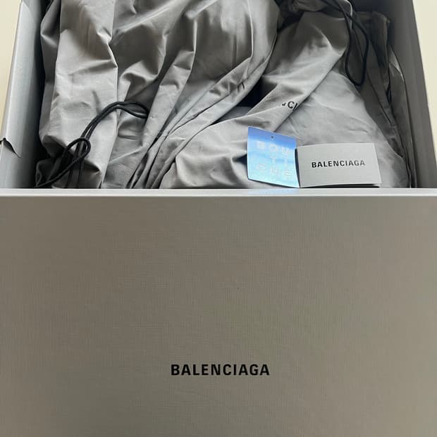 [E40] 발렌시아가 스톰퍼 레더 부츠