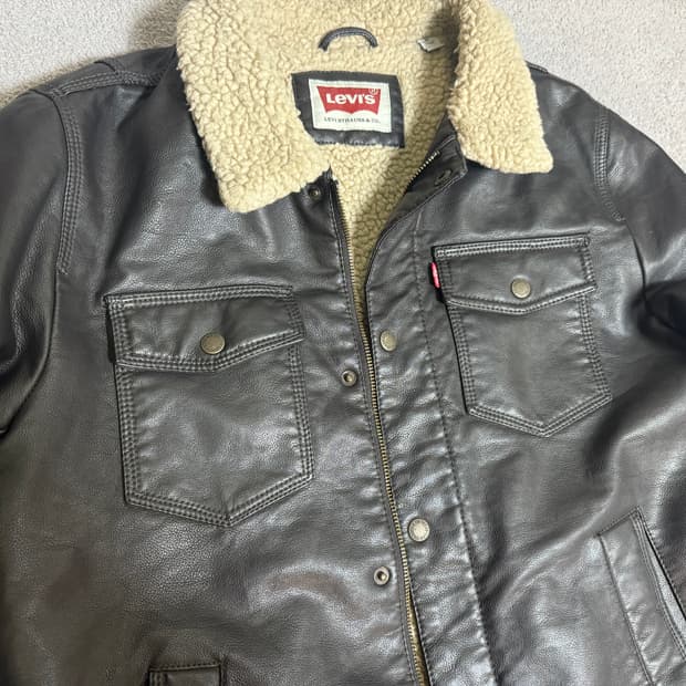 Levi’s 리바이스 비건레더 가죽 쉐르파 자켓 