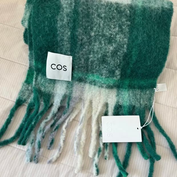 코스 모헤어 머플러 (새상품)