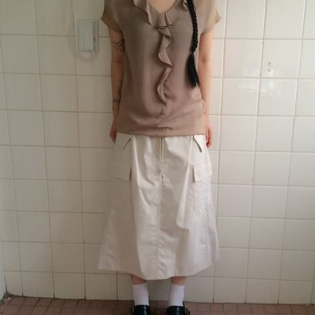 Ruffle point blouse