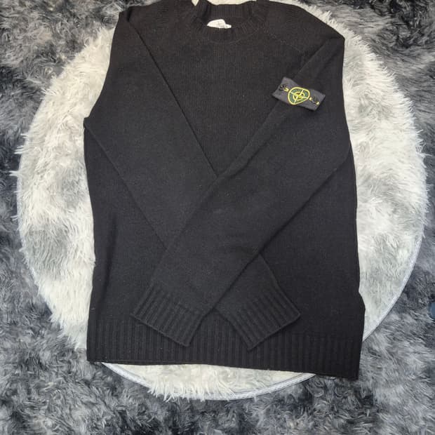 스톤아일랜드 블랙 니트