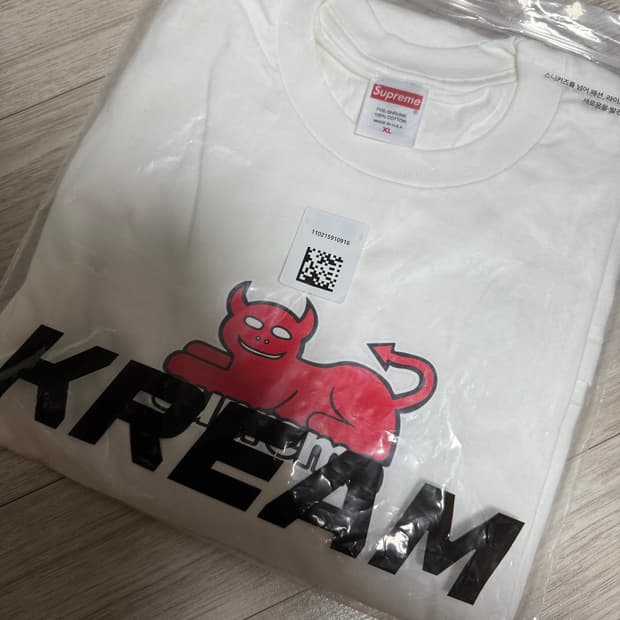 슈프림 x 토이 머신 데빌 캣 티셔츠 화이트 XL 새상품