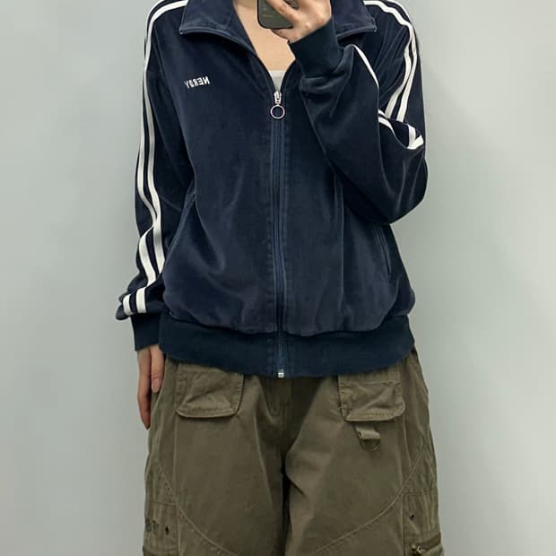 널디 네이비 벨루어 벨벳 져지